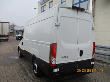Furgon IVECO Daily 35S16V: slika 4