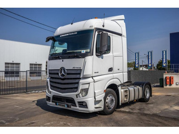 Vlačilec MERCEDES-BENZ Actros 1845