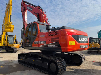 Bager goseničar DOOSAN DX225LCA