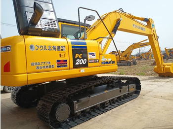 Bager goseničar KOMATSU PC200-8