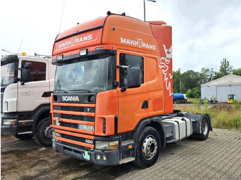 Vlačilec SCANIA 124