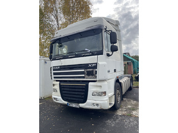 Vlačilec DAF XF 105 460