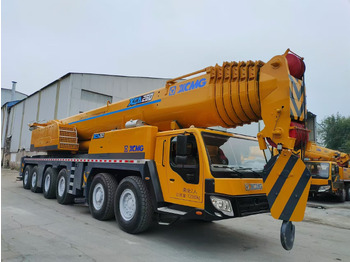 Avtodvigalo XCMG XCA260