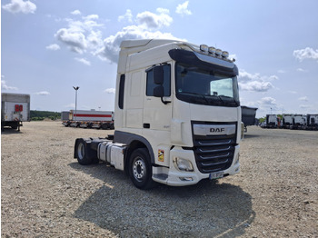 Vlačilec DAF XF 450