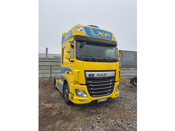 Vlačilec DAF XF
