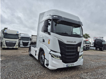 Vlačilec IVECO