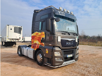 Vlačilec MAN TGX