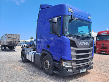 Vlačilec SCANIA R 450