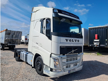 Vlačilec VOLVO FH