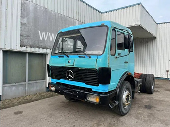 Tovornjak-šasija MERCEDES-BENZ