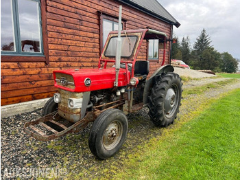 Traktor MASSEY FERGUSON 1000 series