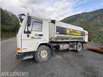 Tovornjak cisterna VOLVO FL7