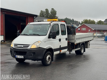 Tovornjak z dvigalom IVECO Daily