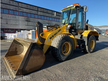 Kolesni nakladalec NEW HOLLAND