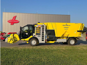 Mešalnik za krmo SGARIBOLDI