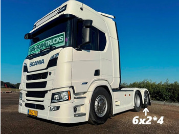 Vlačilec SCANIA R 560