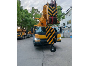 Avtodvigalo XCMG XCT130