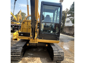 Bager goseničar CATERPILLAR 305.5E2