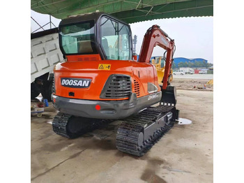 Mini bager DOOSAN DX60