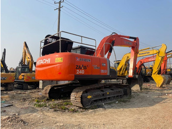 Hitachi ZX 240  lizing Hitachi ZX 240: slika 1
