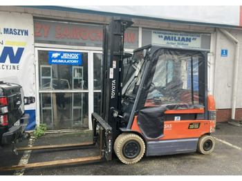 Električni viličar TOYOTA FBMF 35