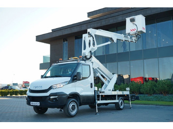 Dvižna ploščad montirana na tovornjak IVECO Daily