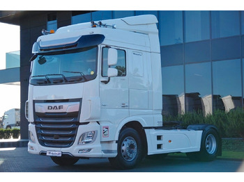 Vlačilec DAF XF 530