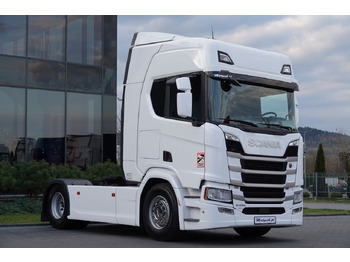 Vlačilec SCANIA R 450
