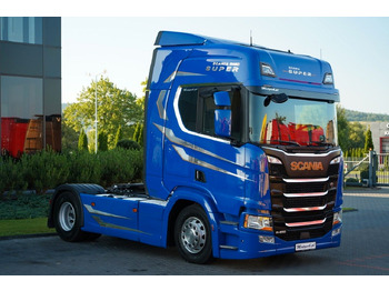 Vlačilec SCANIA R 450
