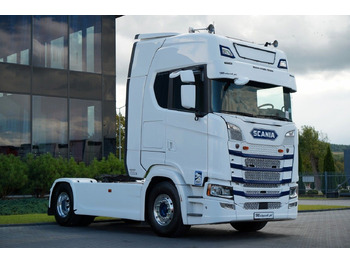 Vlačilec SCANIA S 500