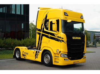 Vlačilec SCANIA S 500