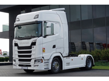 Vlačilec SCANIA S 500