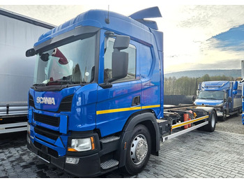 Tovornjak-šasija SCANIA P 360