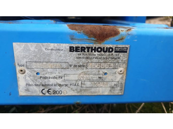 Vlečna škropilnica Berthoud Winair 1500: slika 4
