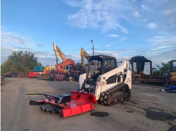 Mini nakladalec BOBCAT T590