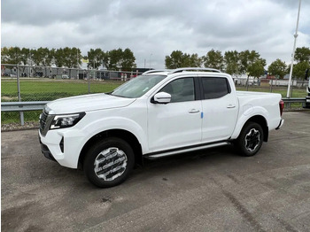 Poltovornjak NISSAN Navara