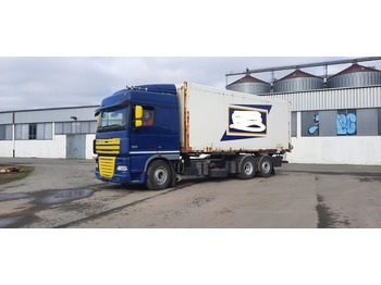 Tovornjak zabojnik DAF XF 105 460