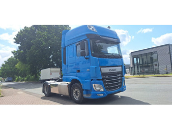 Vlačilec DAF XF 106 460