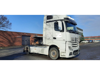 Vlačilec MERCEDES-BENZ Actros 1845