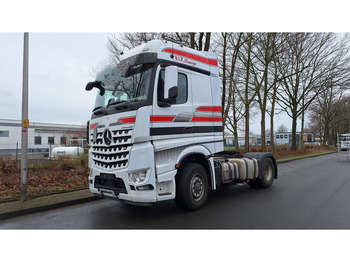 Vlačilec MERCEDES-BENZ Arocs 1845