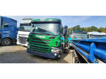 Vlačilec SCANIA P 360