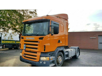 Vlačilec SCANIA P 380