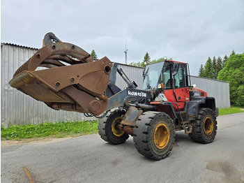 Kolesni nakladalec KOMATSU WA200