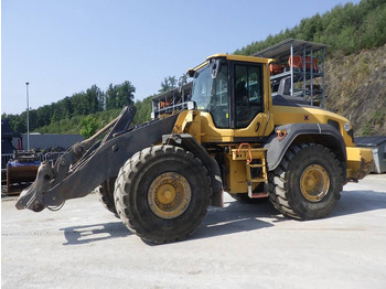 Kolesni nakladalec VOLVO L110H