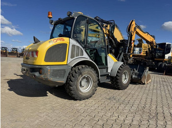 Kolesni nakladalec Kramer 8095 mit Klappschaufel und Palettengabeln: slika 3