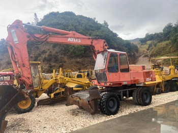 Bager na kolesih ATLAS