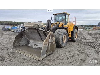 Kolesni nakladalec VOLVO L220H