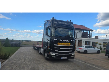 Vlačilec SCANIA S 500