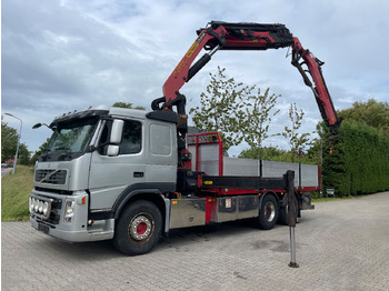 Tovornjak z dvigalom VOLVO FM 440