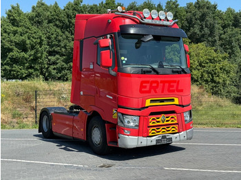 Vlačilec RENAULT T High 520